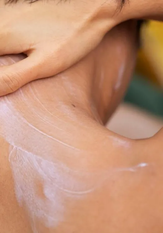 THE BODY SHOP Burri Corpo | Idratanti Corpo-Burro Corpo Latte di Mandorla