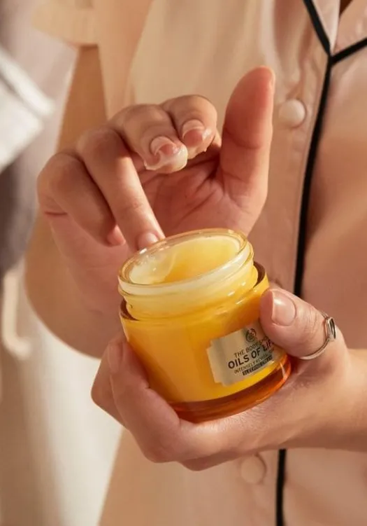 THE BODY SHOP Idratanti | Maschere Viso-Crema Notte Extra Rivitalizzante Oils Of Life™