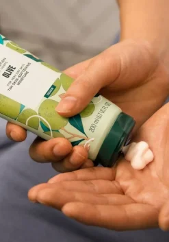 THE BODY SHOP Lozioni Corpo | Burri Corpo-Lozione corpo all'oliva